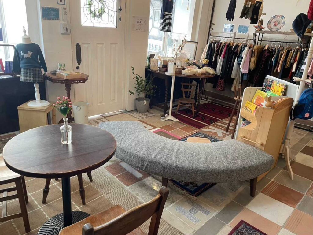 Petit Charmant様の店舗内観